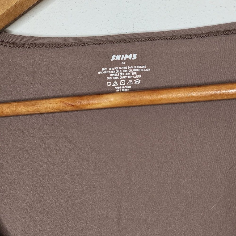 Skims Plus 3X Brown Henley Women's‎ Cropped Top Short Sleeve - Picture 3 of 3